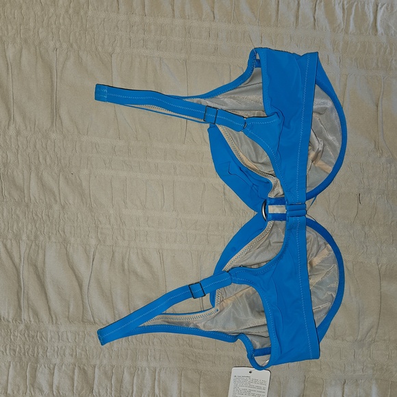 Blue Underwire Bikini Top - Picture 2 of 3